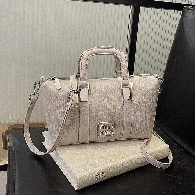 Luxury Lifestyle City - Kadınlar İçin Lüks Zarif Deri Moda