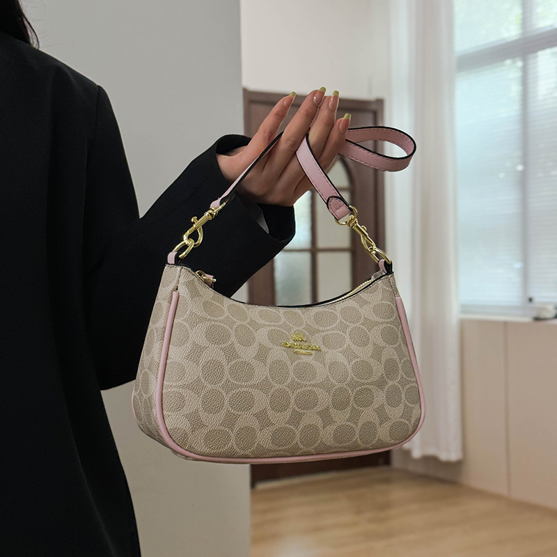 Lüks Kadınlar İçin Üst Düzey D - Luxury Lifestyle City incelemesi ve fiyatı